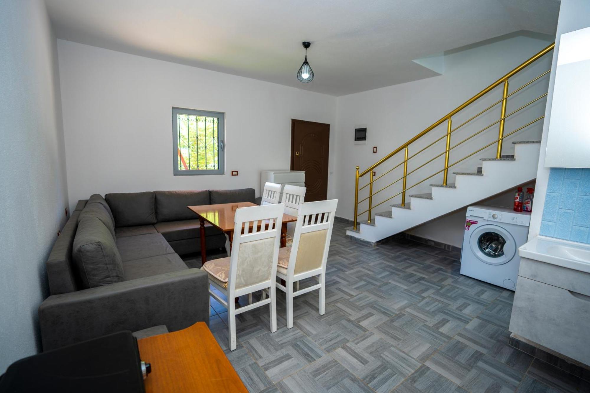 Arditi'S Villa Shkoder Luaran gambar