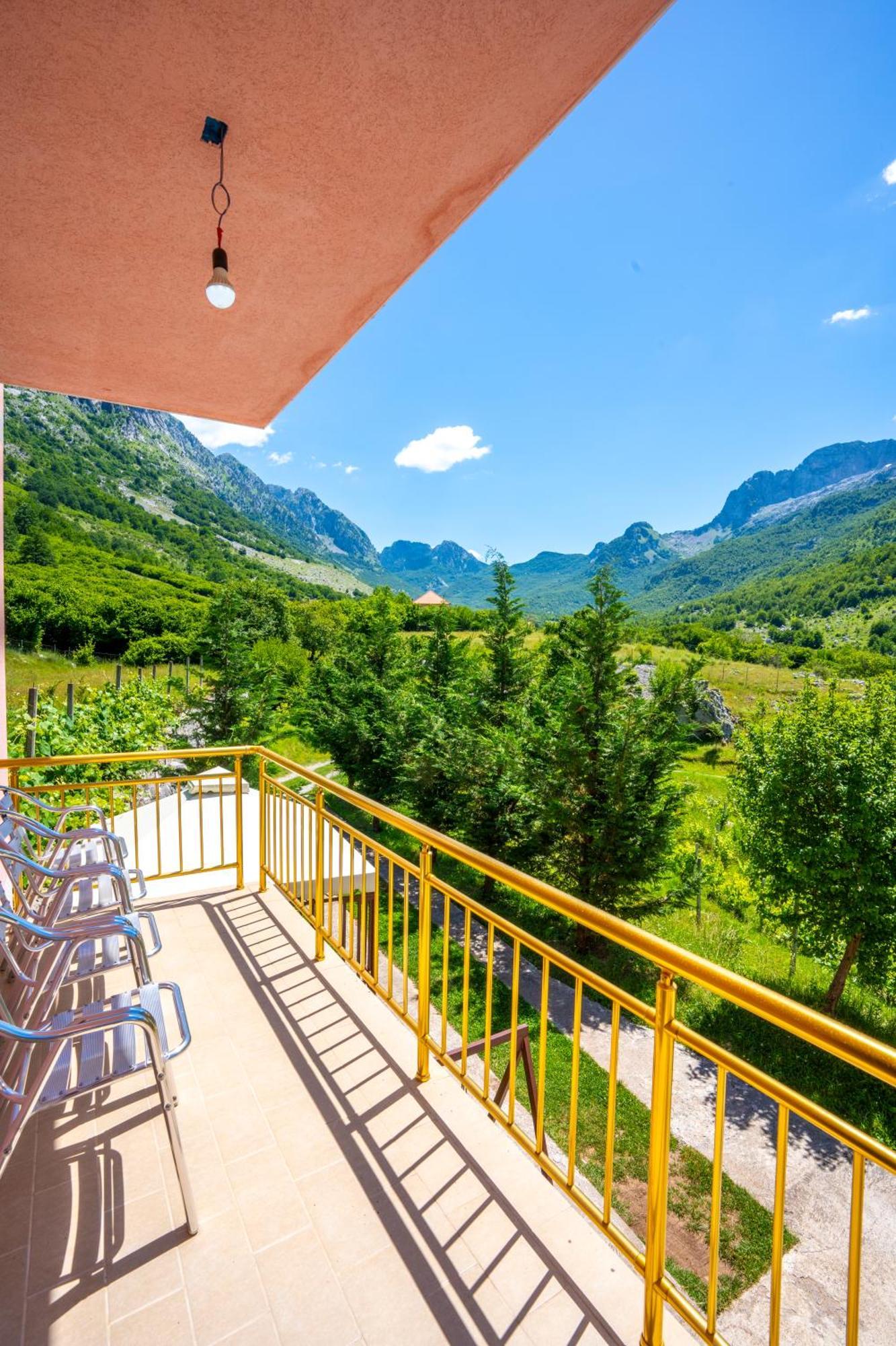 Arditi'S Villa Shkoder Luaran gambar